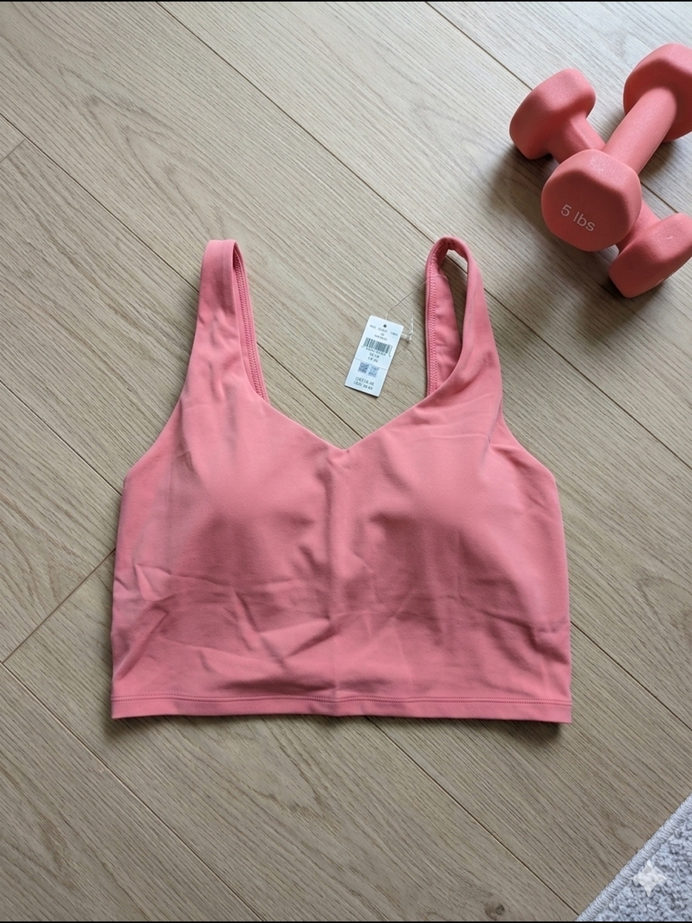NWT AERIE CROPPED TANK TOP SIZE MEDIUM